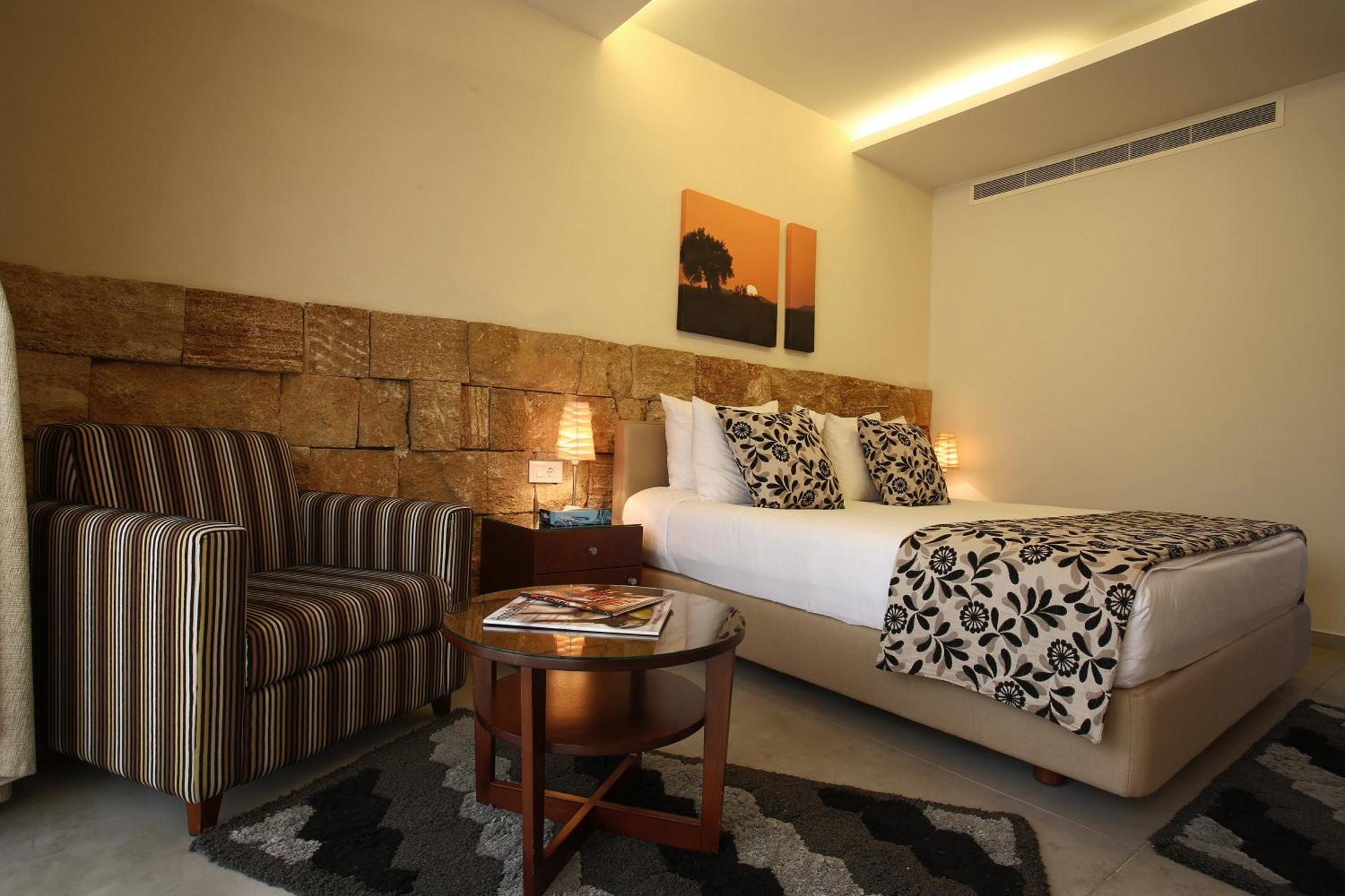Monoberge Hotel Byblos Phòng bức ảnh