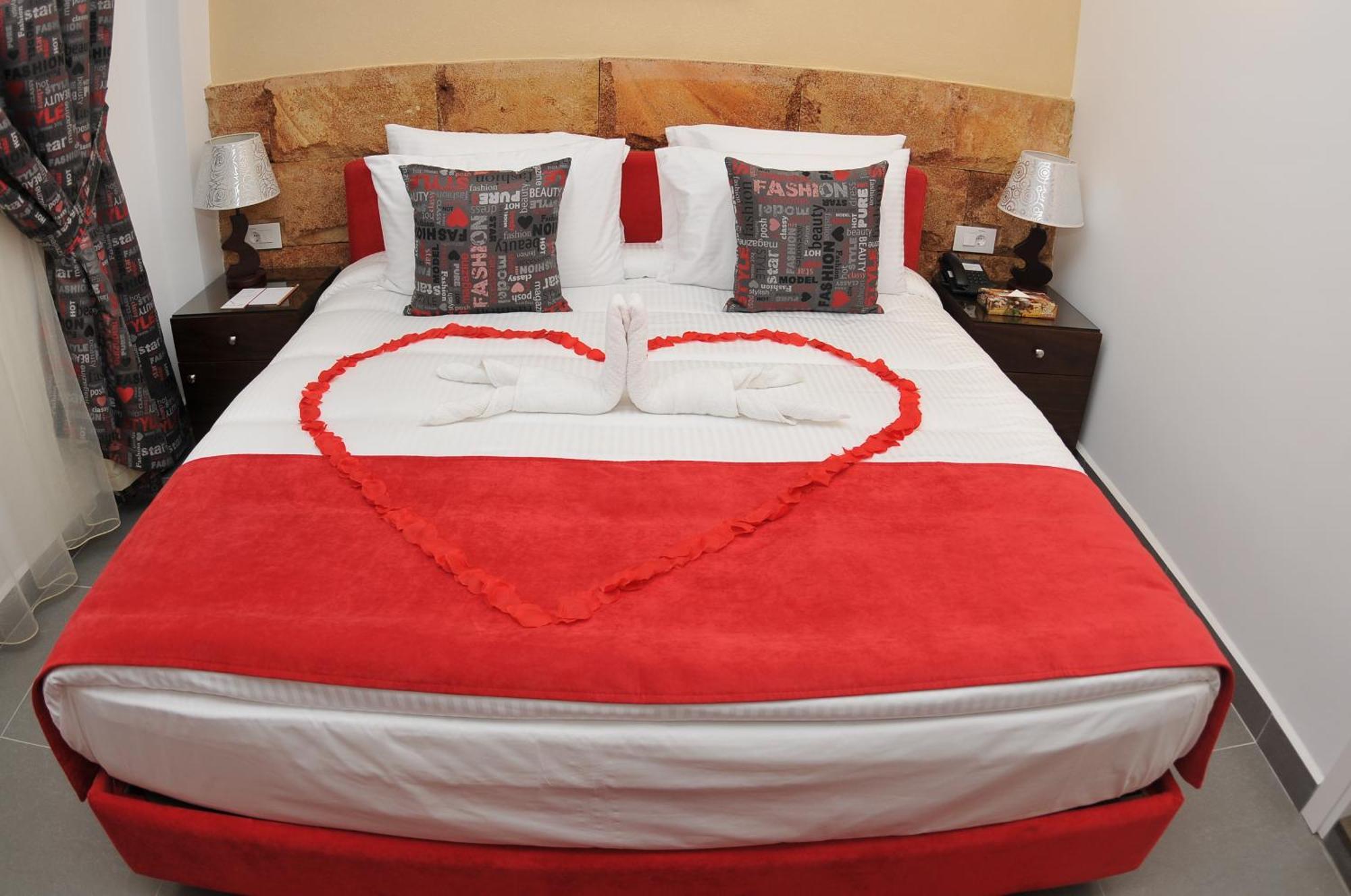 Monoberge Hotel Byblos Phòng bức ảnh